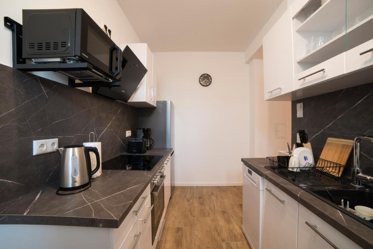 Schoene Ferienwohnung 78M2, 3 Schlafzimmer, 2 Baeder, Zentrumnah, 1Og Erfurt Extérieur photo