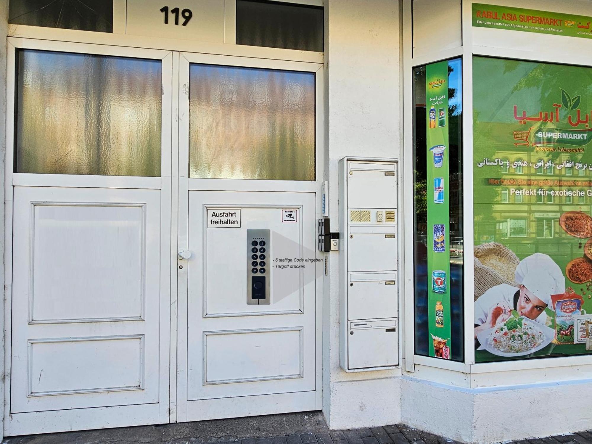 Schoene Ferienwohnung 78M2, 3 Schlafzimmer, 2 Baeder, Zentrumnah, 1Og Erfurt Extérieur photo